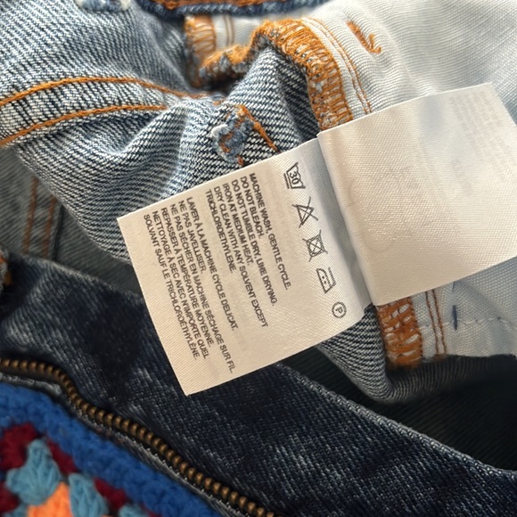 ❌SOLD❌ Farm Rio for Anthropologie Crochet Denim Shorts - Picture 9 of 10